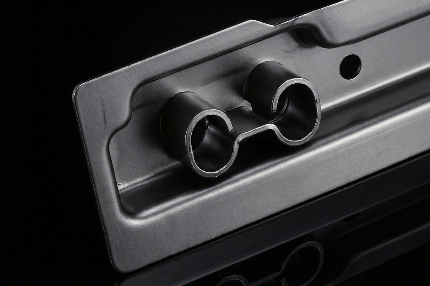 Center Front Chassis Support "Napoleon Hat", Split Oval, up to 1967, Beetle